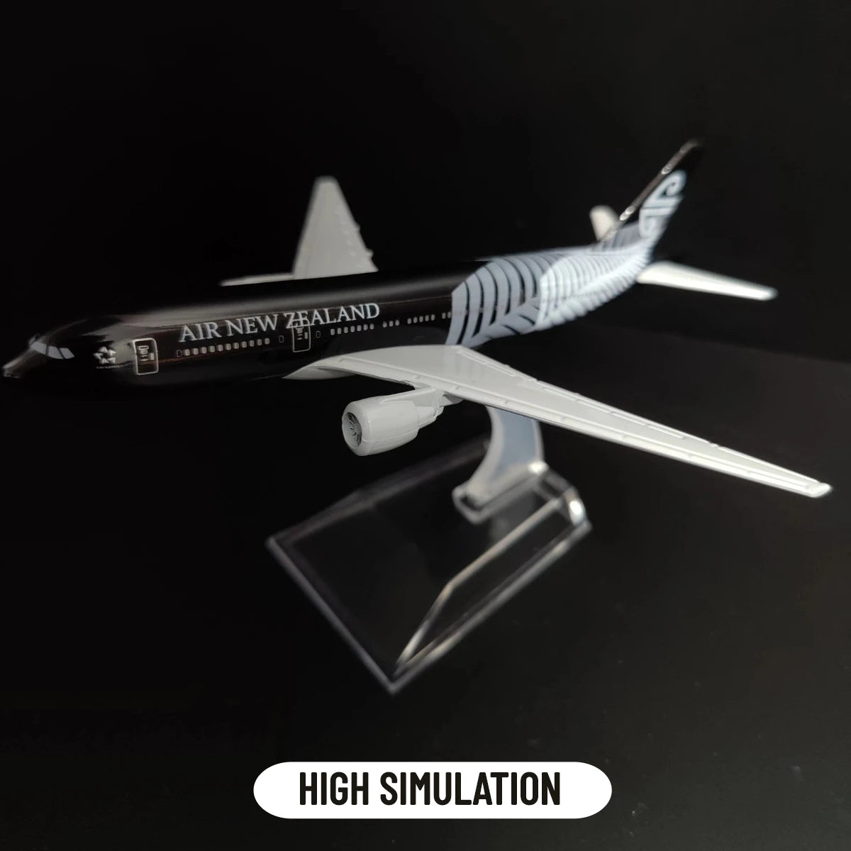 1:400 Metal Boeing B777 Aircraft Diecast Aviation Replica Model